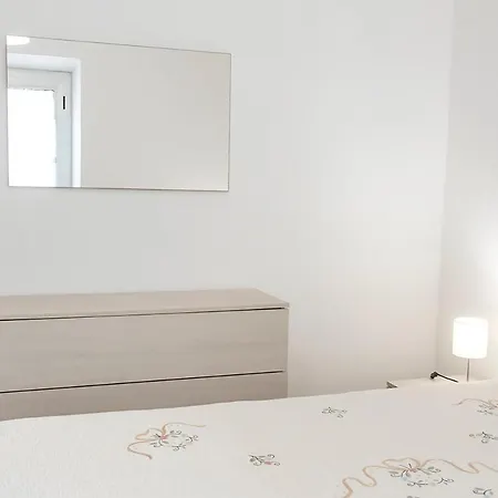 N255 - Numana, Trilocale Con Aria Condizionata * Numana